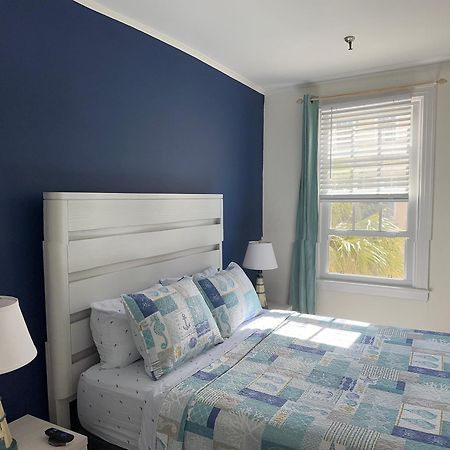 Cozy Studio In The Heart Of The Palm Beach Island - Free Valet Service Extérieur photo