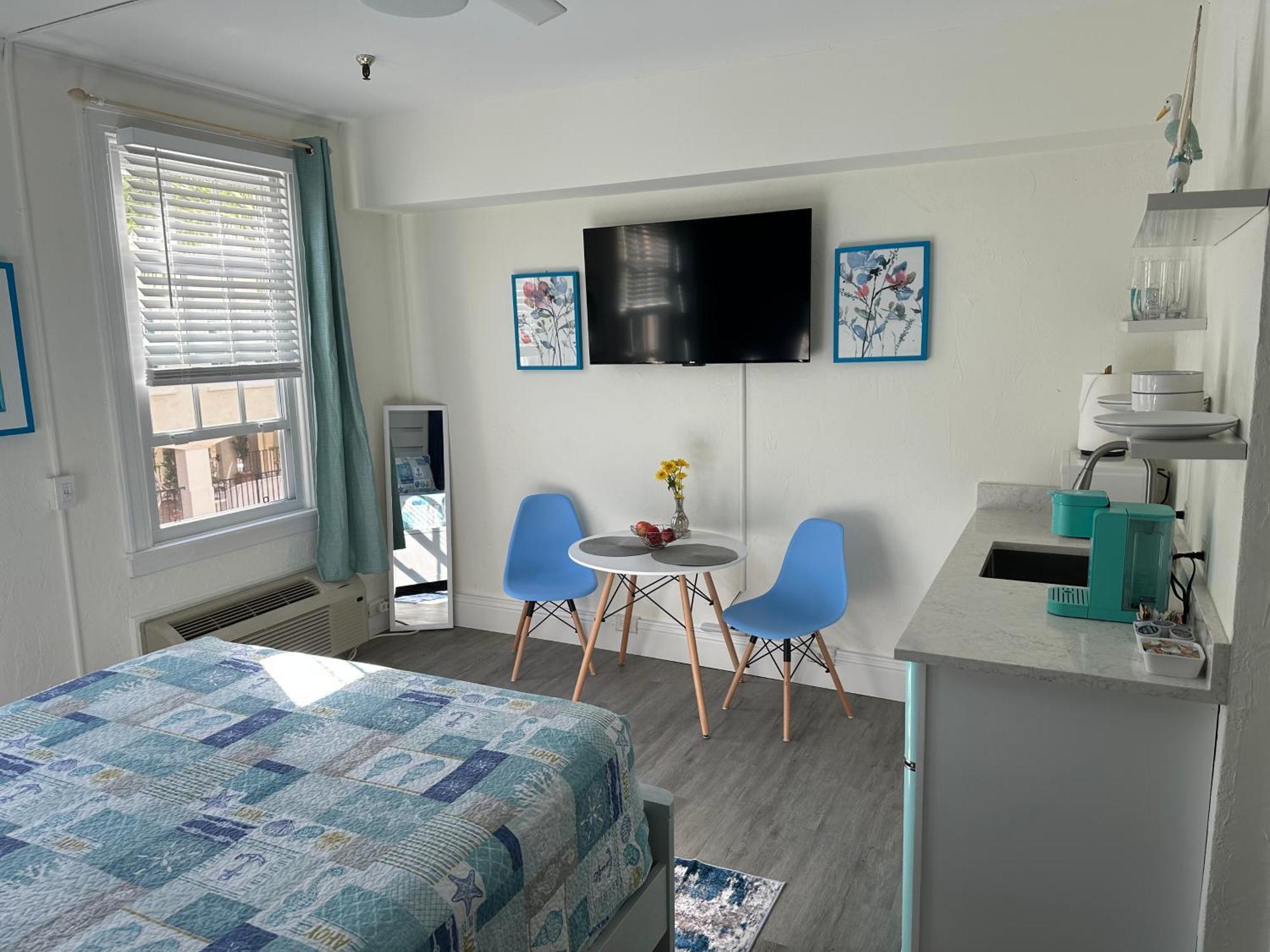Cozy Studio In The Heart Of The Palm Beach Island - Free Valet Service Extérieur photo