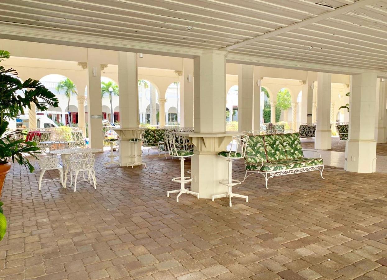 Cozy Studio In The Heart Of The Palm Beach Island - Free Valet Service Extérieur photo